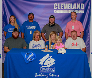 Bell signs with CCC to play softball