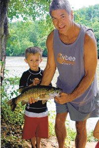 Jack Bell lands huge small mouth!