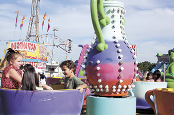 ARMBAND RIDE DAY AT THE FAIR